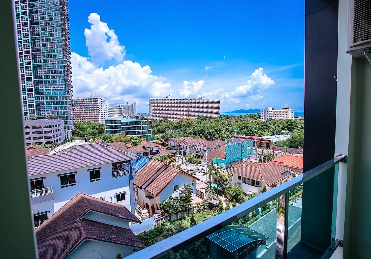Dusit Grand Condo View Jomtien Beach Exterior photo